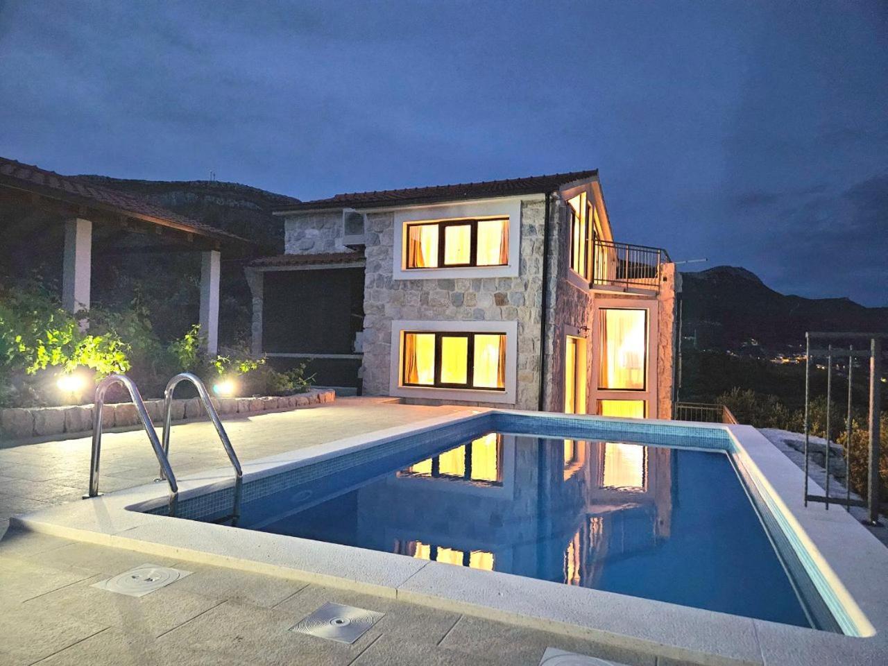 Villa Bepina, Surrounded By Sea, Olive, Vineyard Kastel Novi Luaran gambar